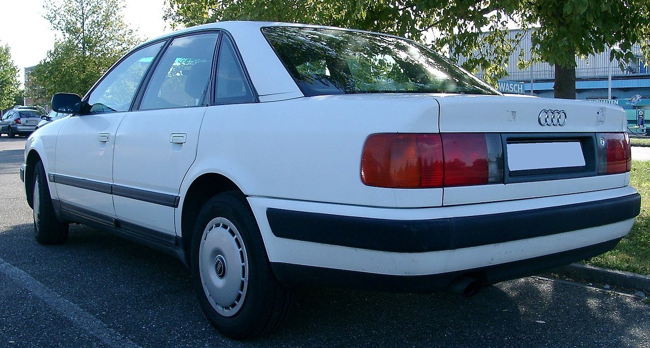 AUDİ-100 STOP PANELİ 87-9