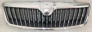 SKODA OCTAVİA 2009-2013 ÖN PANJUR KOMPLE KROM 1Z0853668A